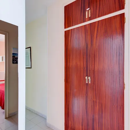 Apartment In Roses Near Sand Beach Roses